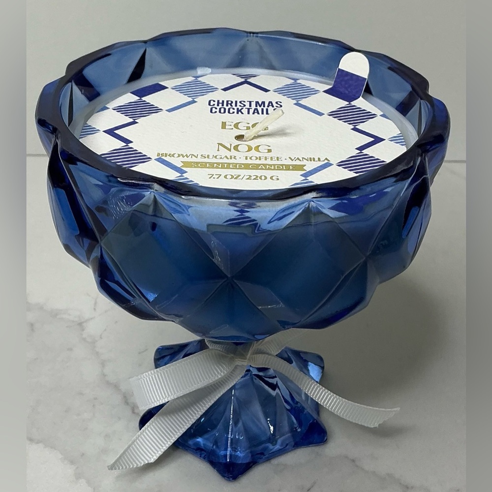 Kirkland’s Candle Christmas Cocktails EGG NOG 7.7oz  Glass Blue Container New